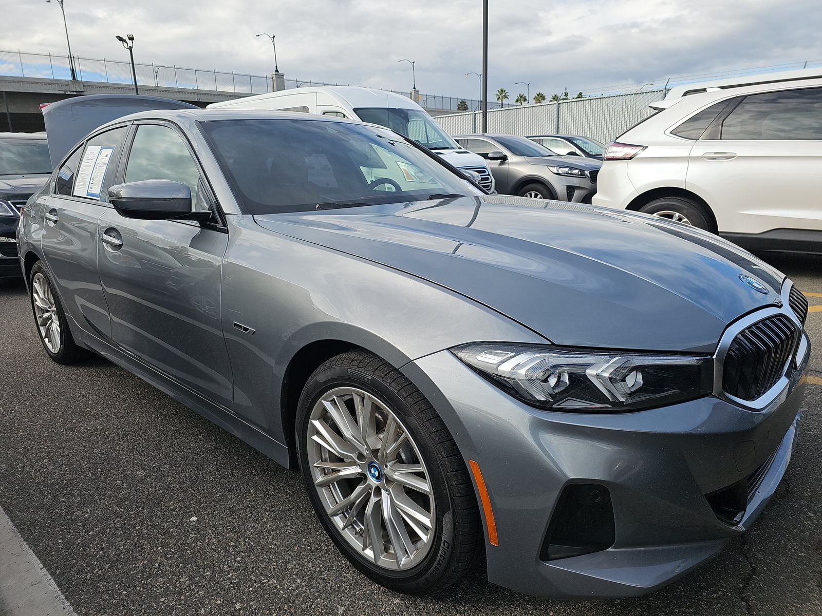 2023 BMW 3 Series 330e RWD
