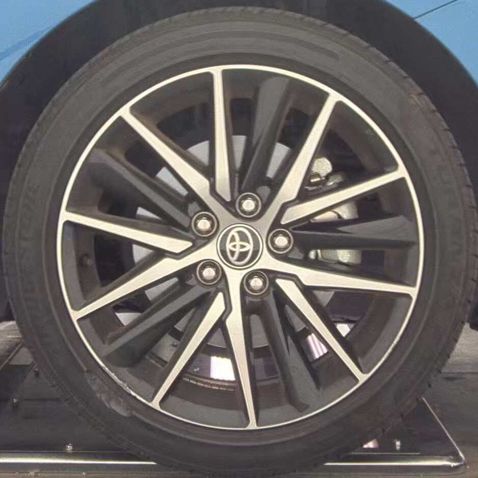 2024 Toyota Camry SE FWD