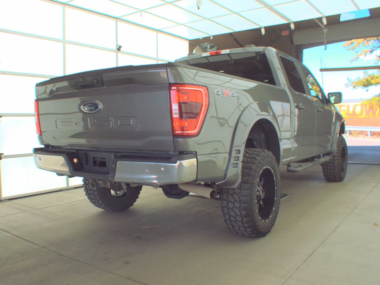 2023 Ford F-150 XLT AWD