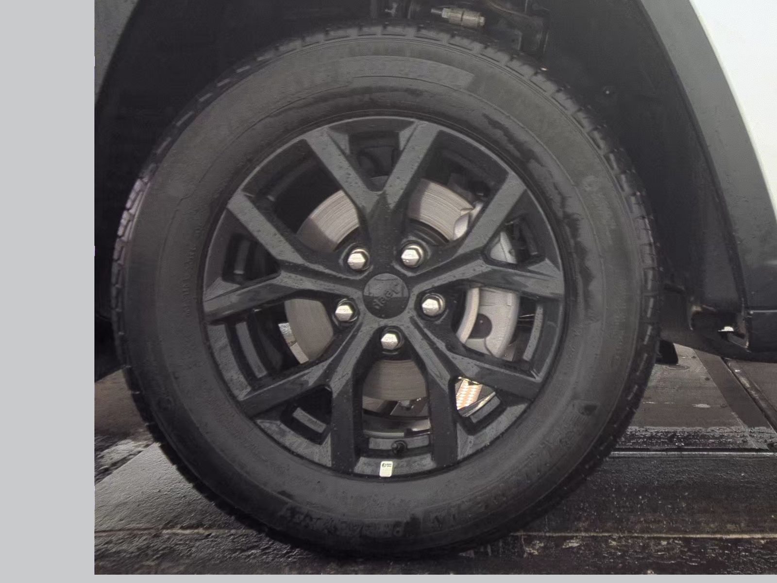 2024 Jeep Grand Cherokee Altitude AWD