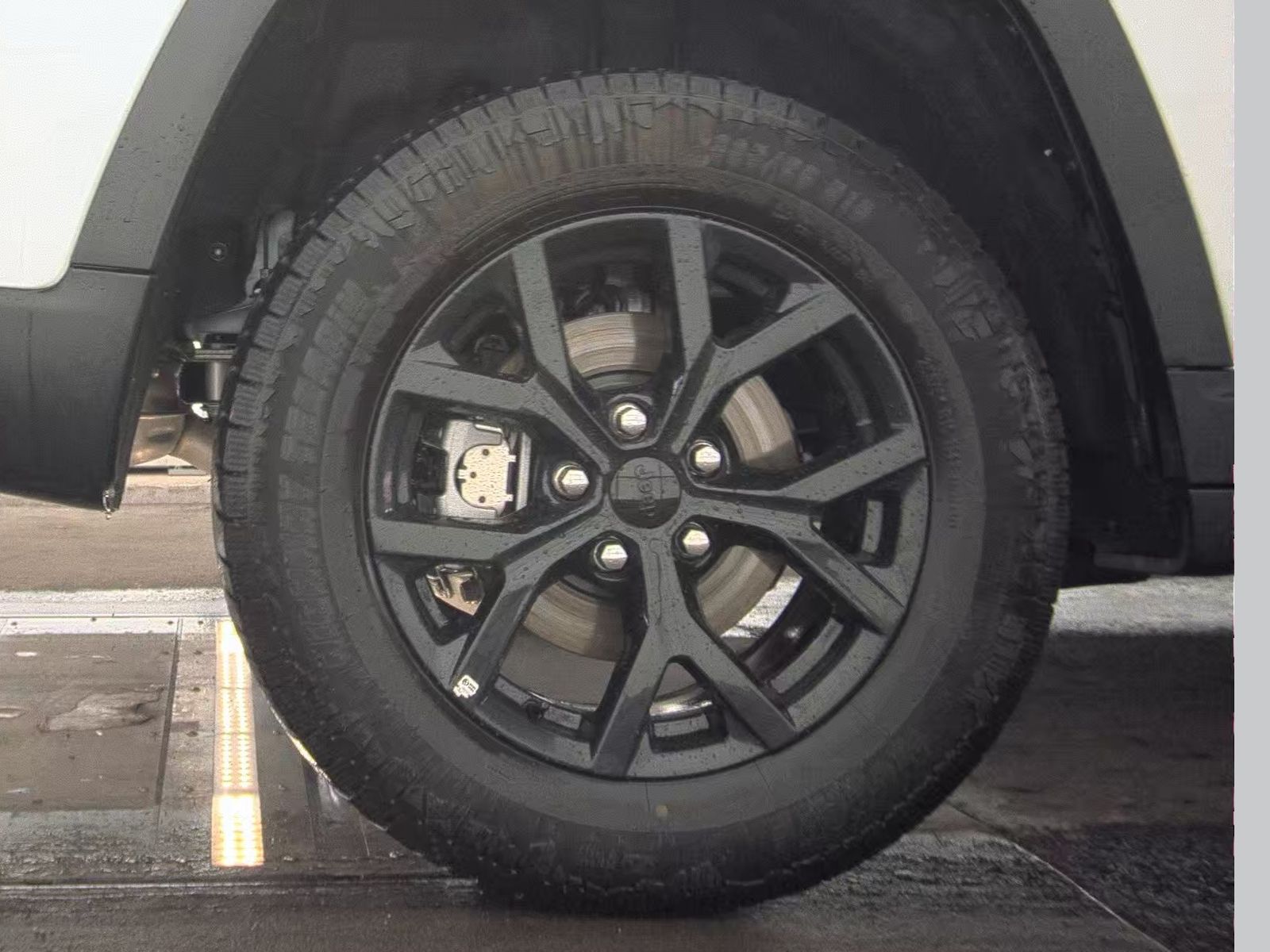 2024 Jeep Grand Cherokee Altitude AWD