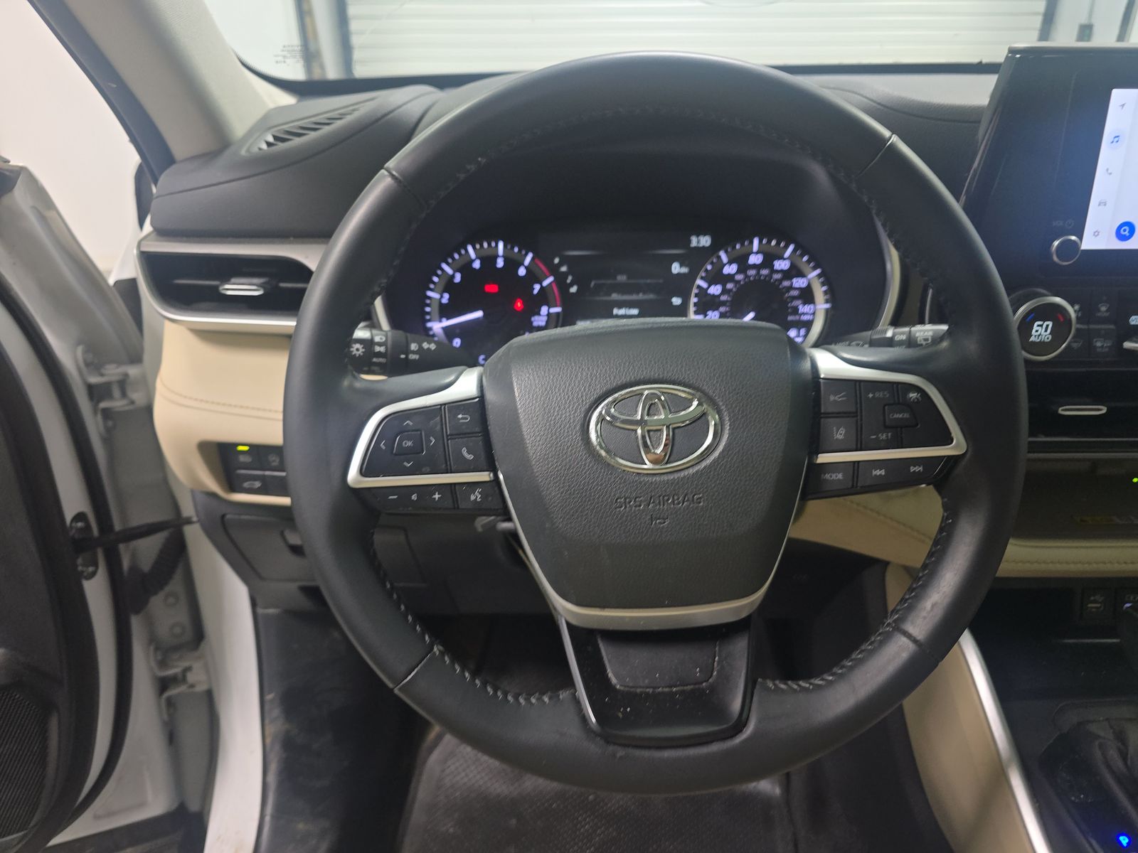 2023 Toyota Highlander XLE FWD