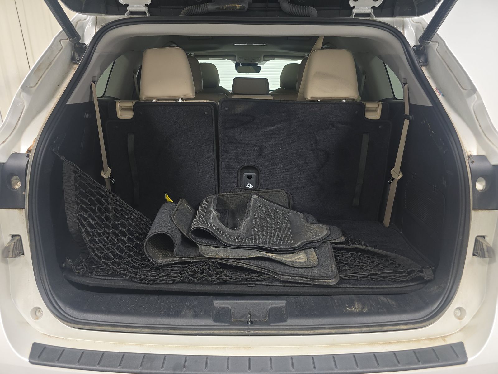 2023 Toyota Highlander XLE FWD