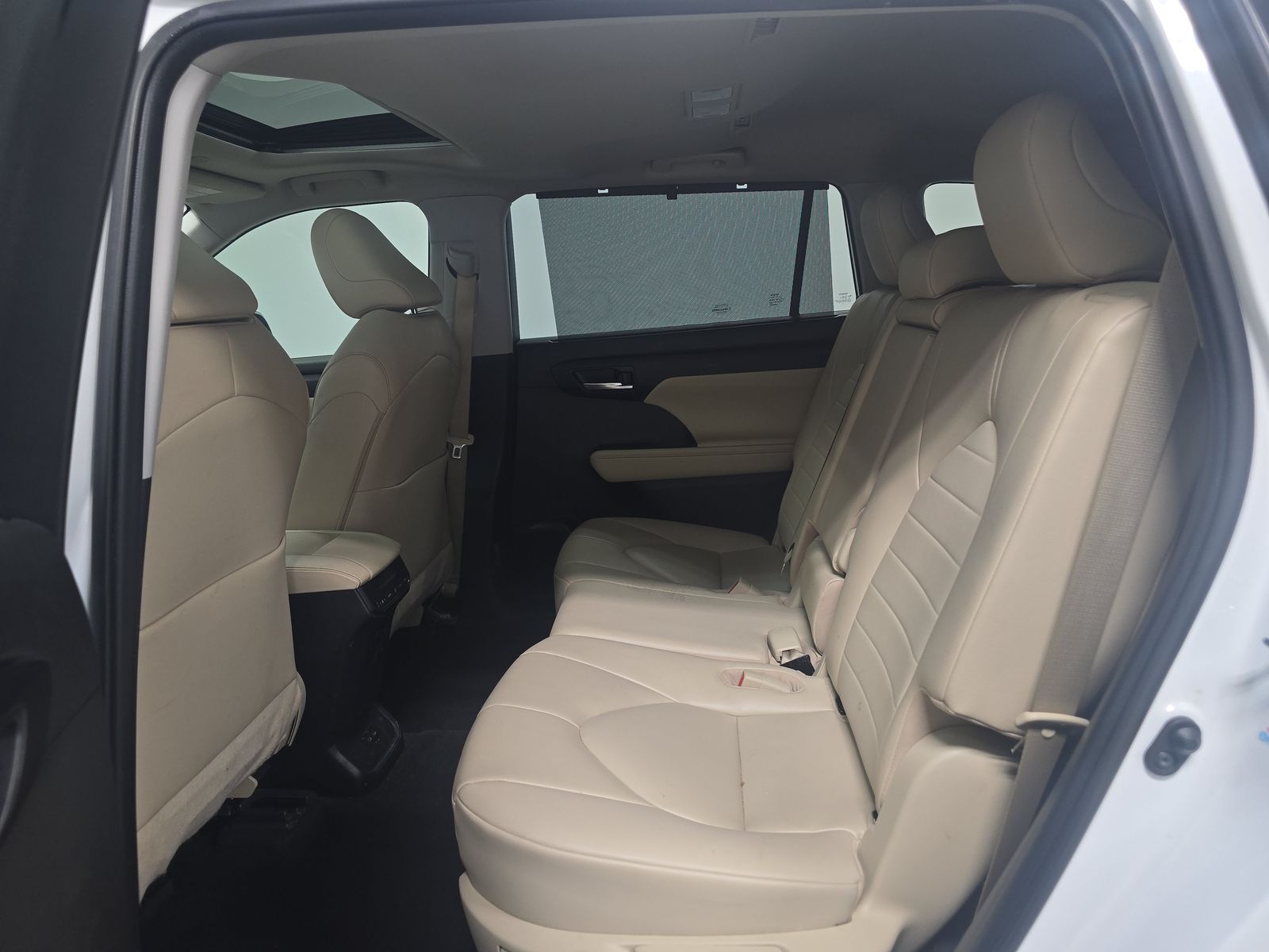 2023 Toyota Highlander XLE FWD