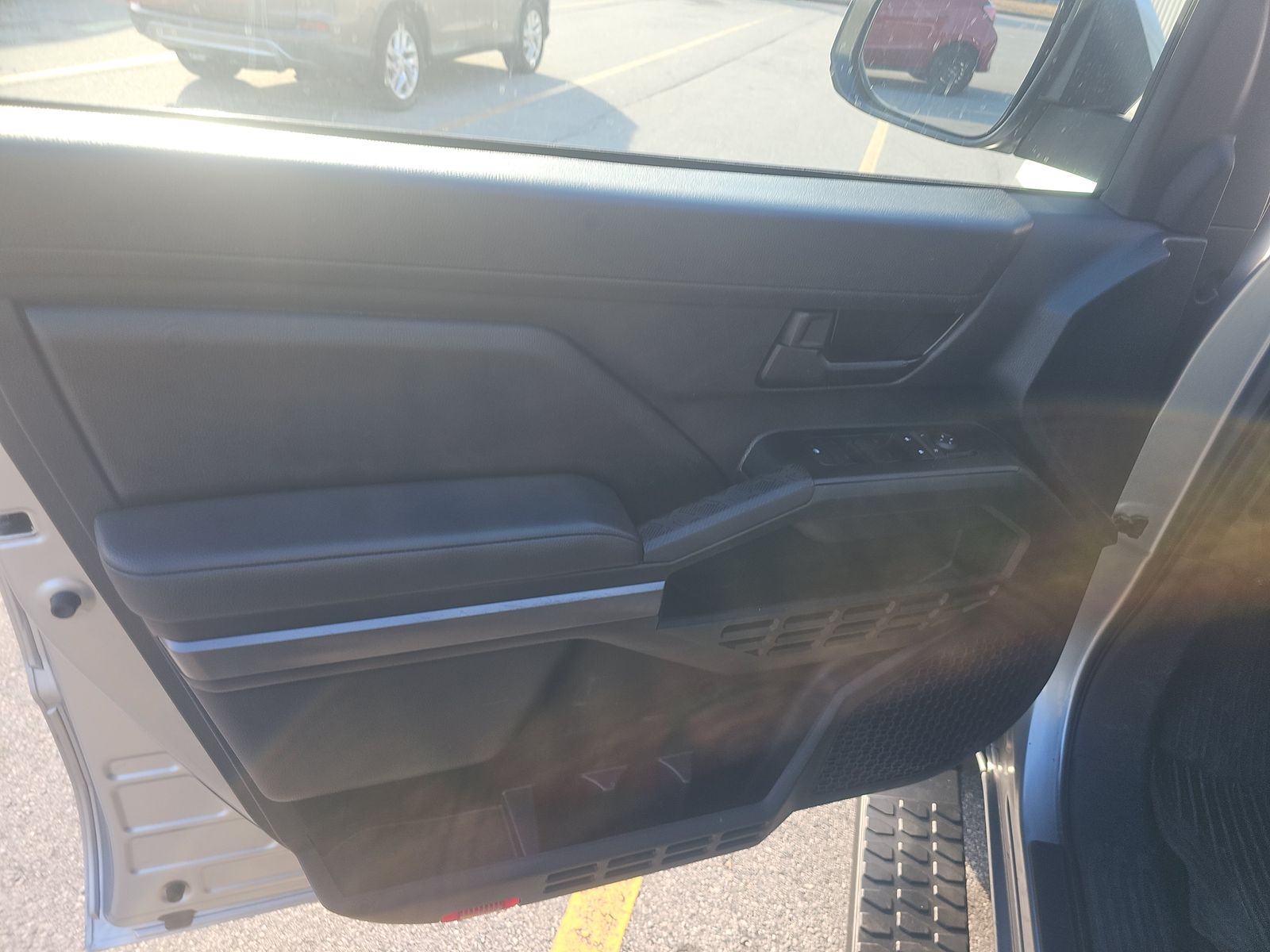 2024 Toyota Tacoma SR5 RWD