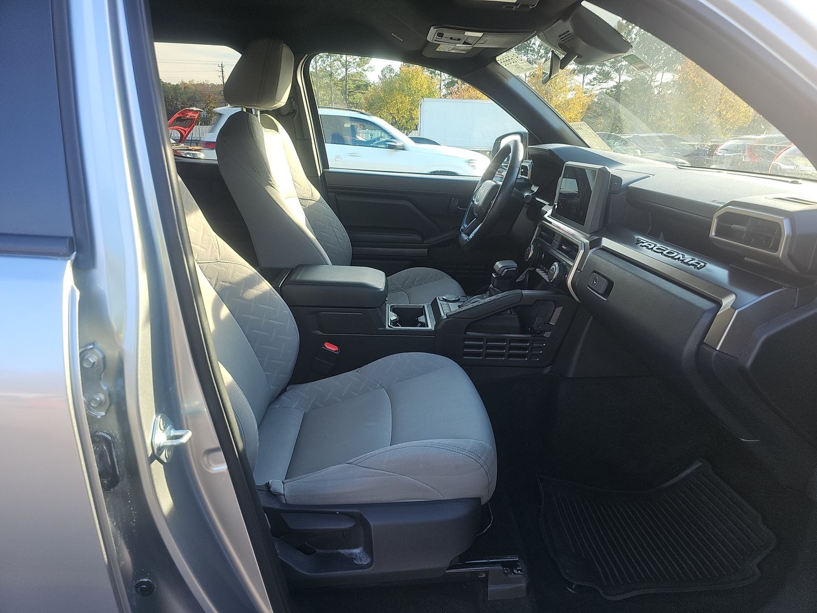 2024 Toyota Tacoma SR5 RWD