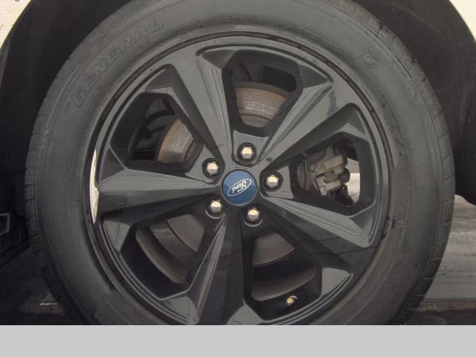 2019 Ford Edge SE AWD