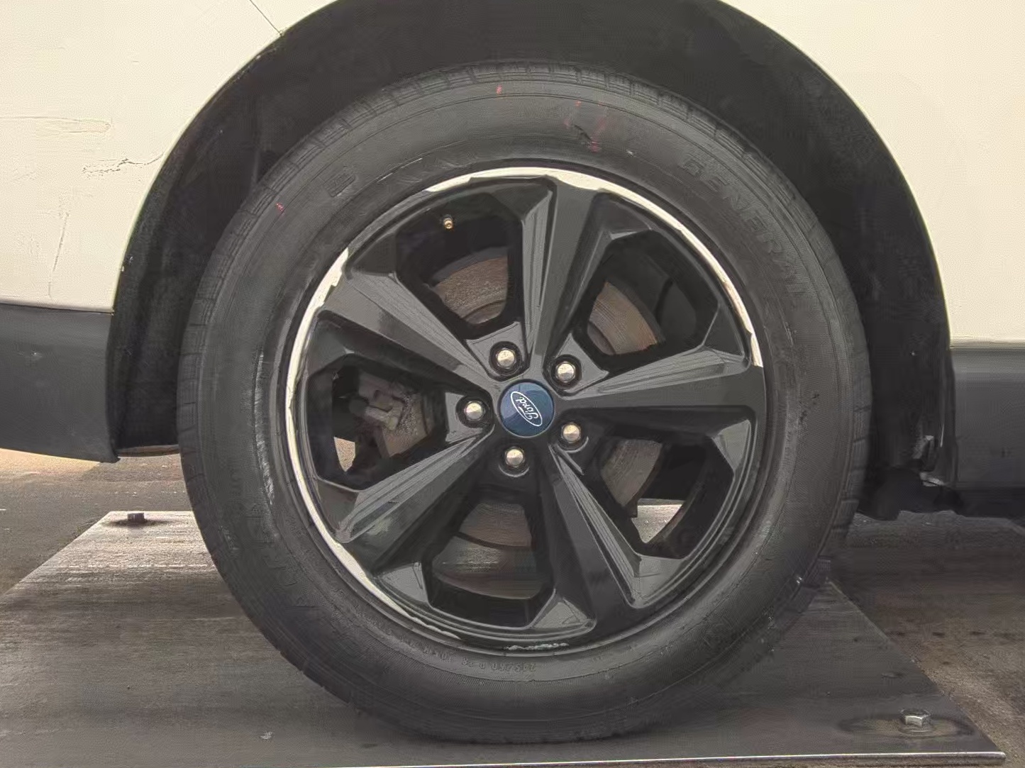 2019 Ford Edge SE AWD