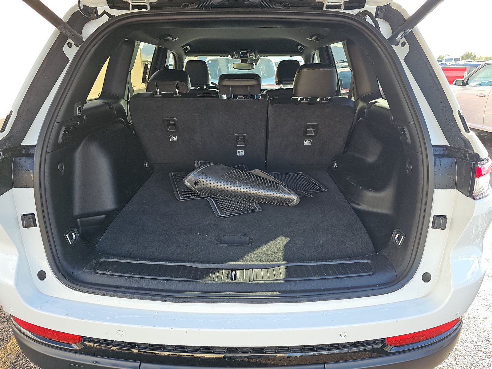 2024 Jeep Grand Cherokee Altitude AWD