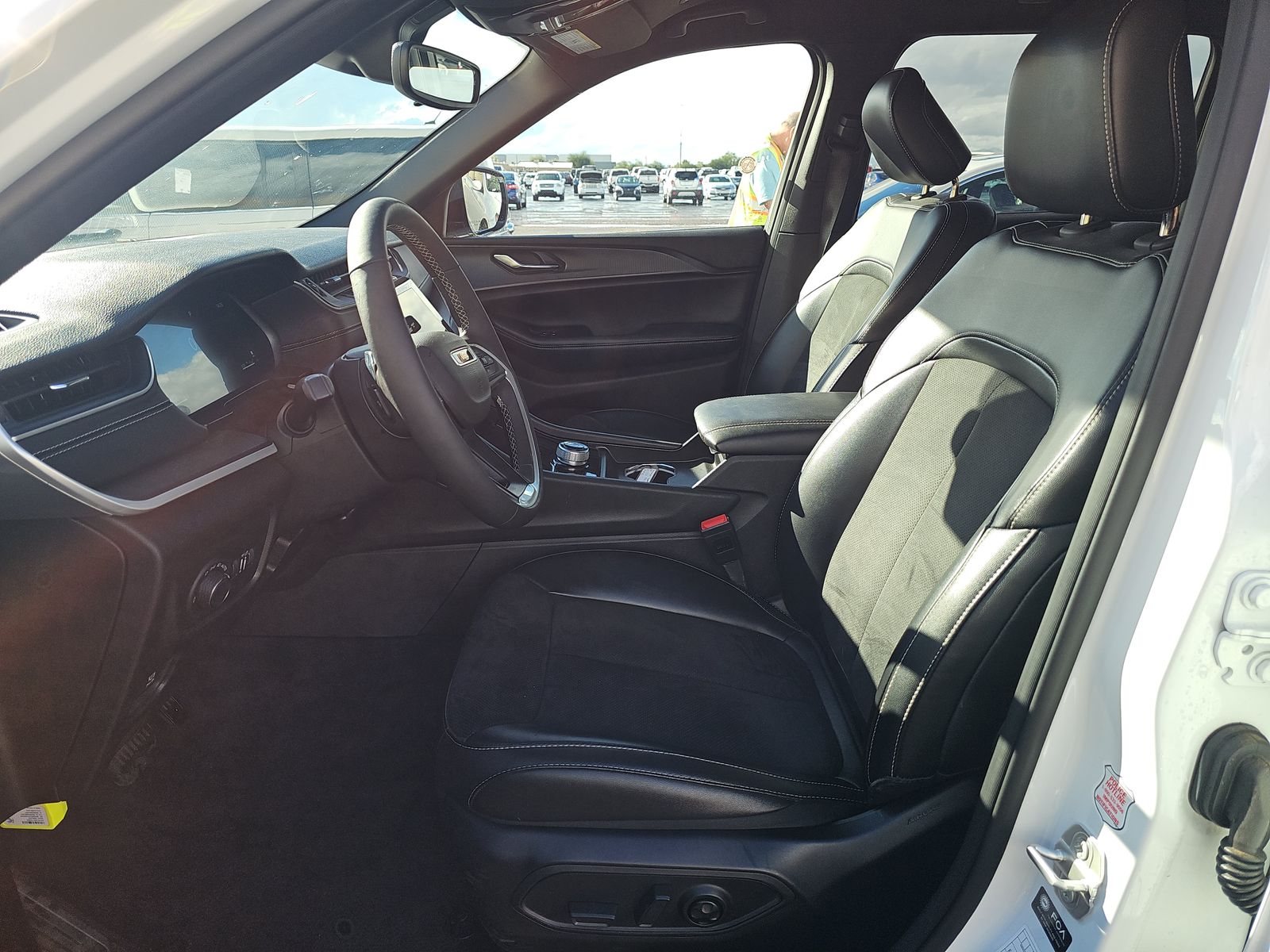 2024 Jeep Grand Cherokee Altitude AWD