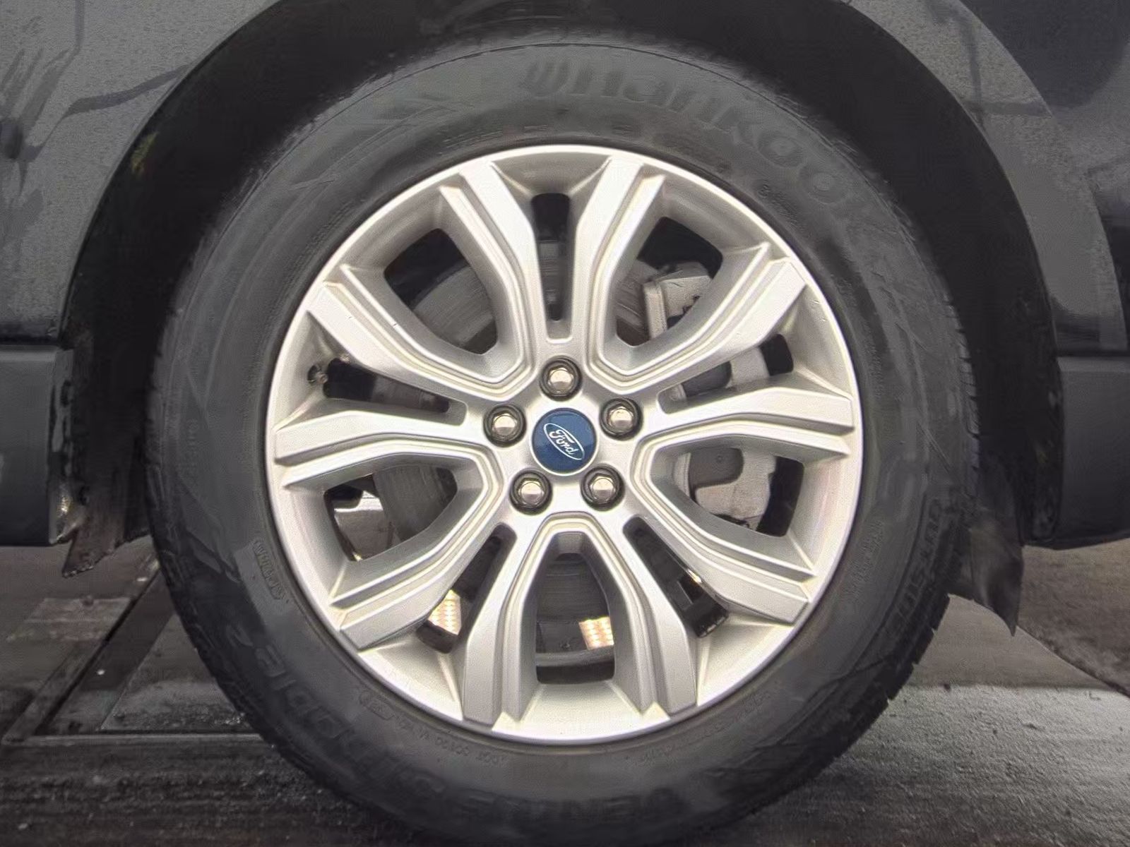 2022 Ford Edge Titanium AWD