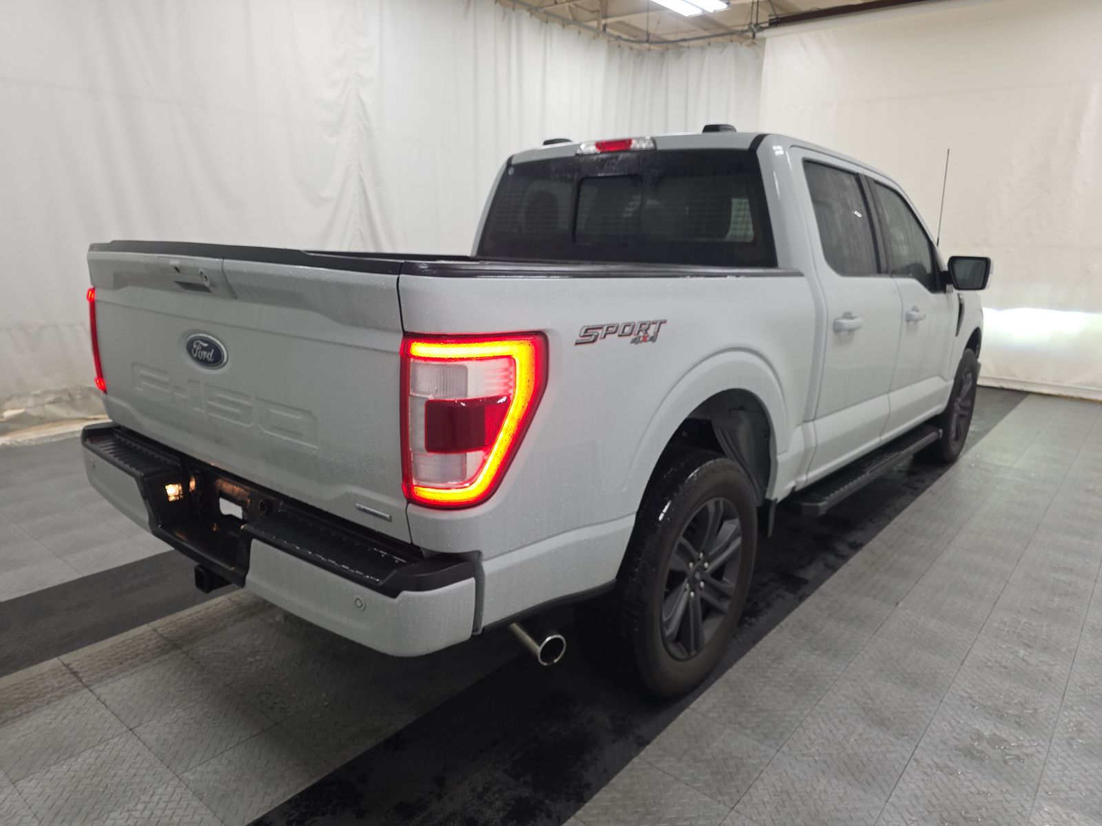 2023 Ford F-150 Lariat AWD