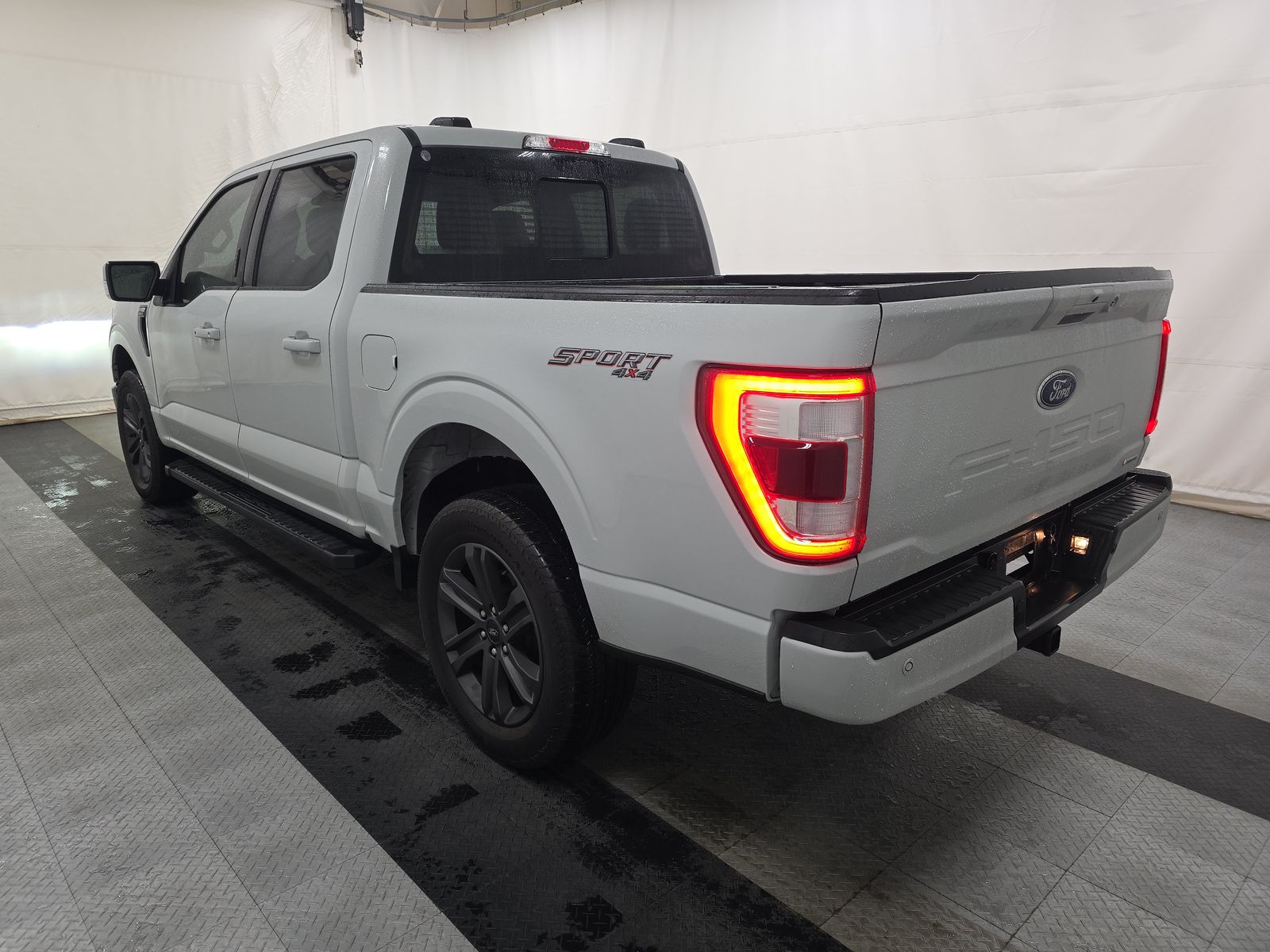 2023 Ford F-150 Lariat AWD