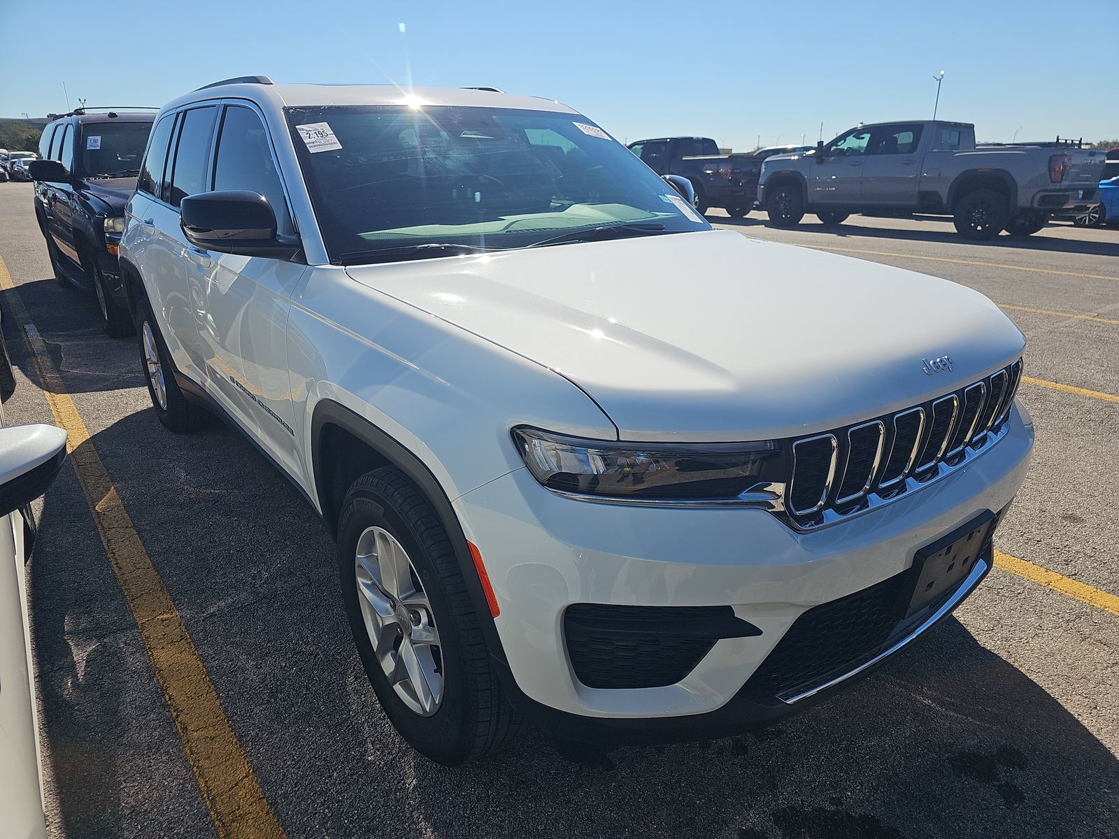2025 Jeep Grand Cherokee Laredo X RWD
