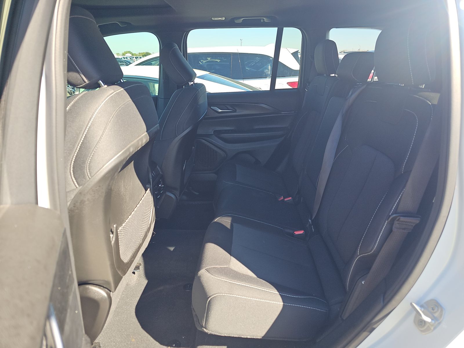 2025 Jeep Grand Cherokee Laredo X RWD