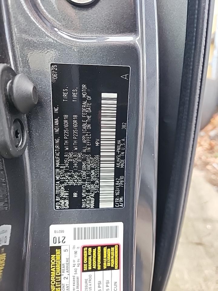 2025 Toyota Sienna Platinum AWD