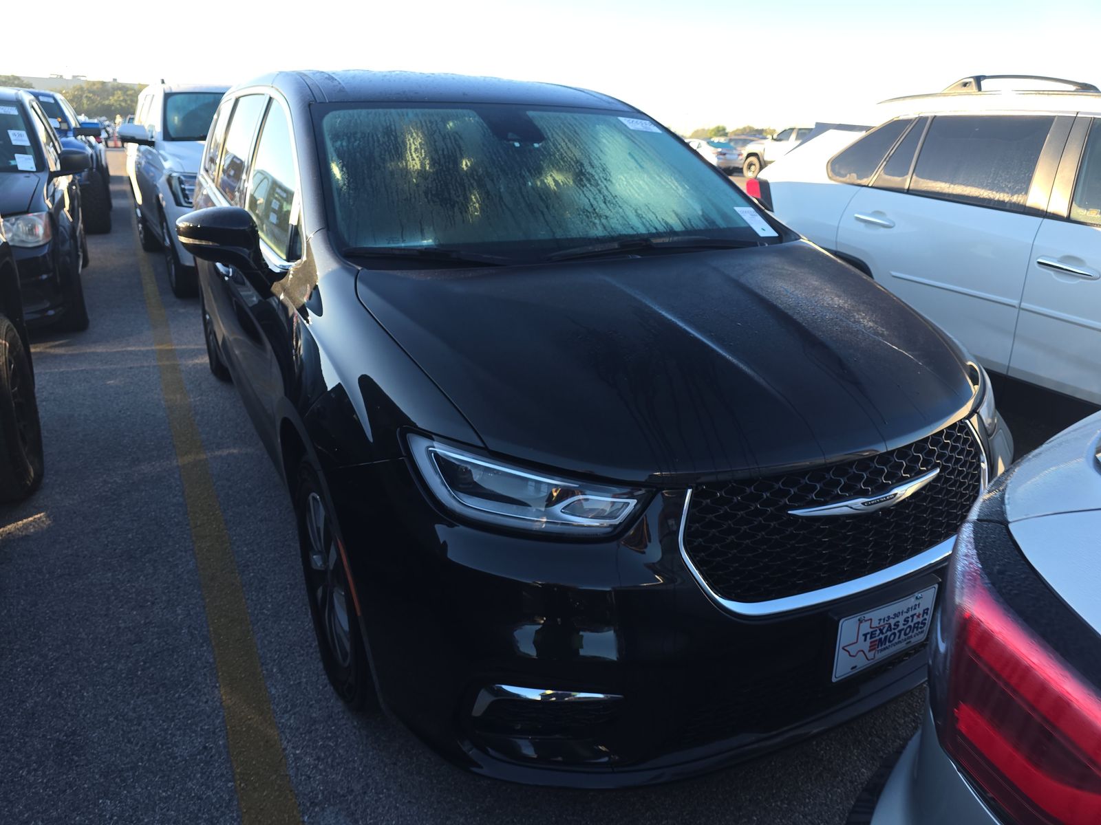 2024 Chrysler Pacifica Hybrid Select FWD