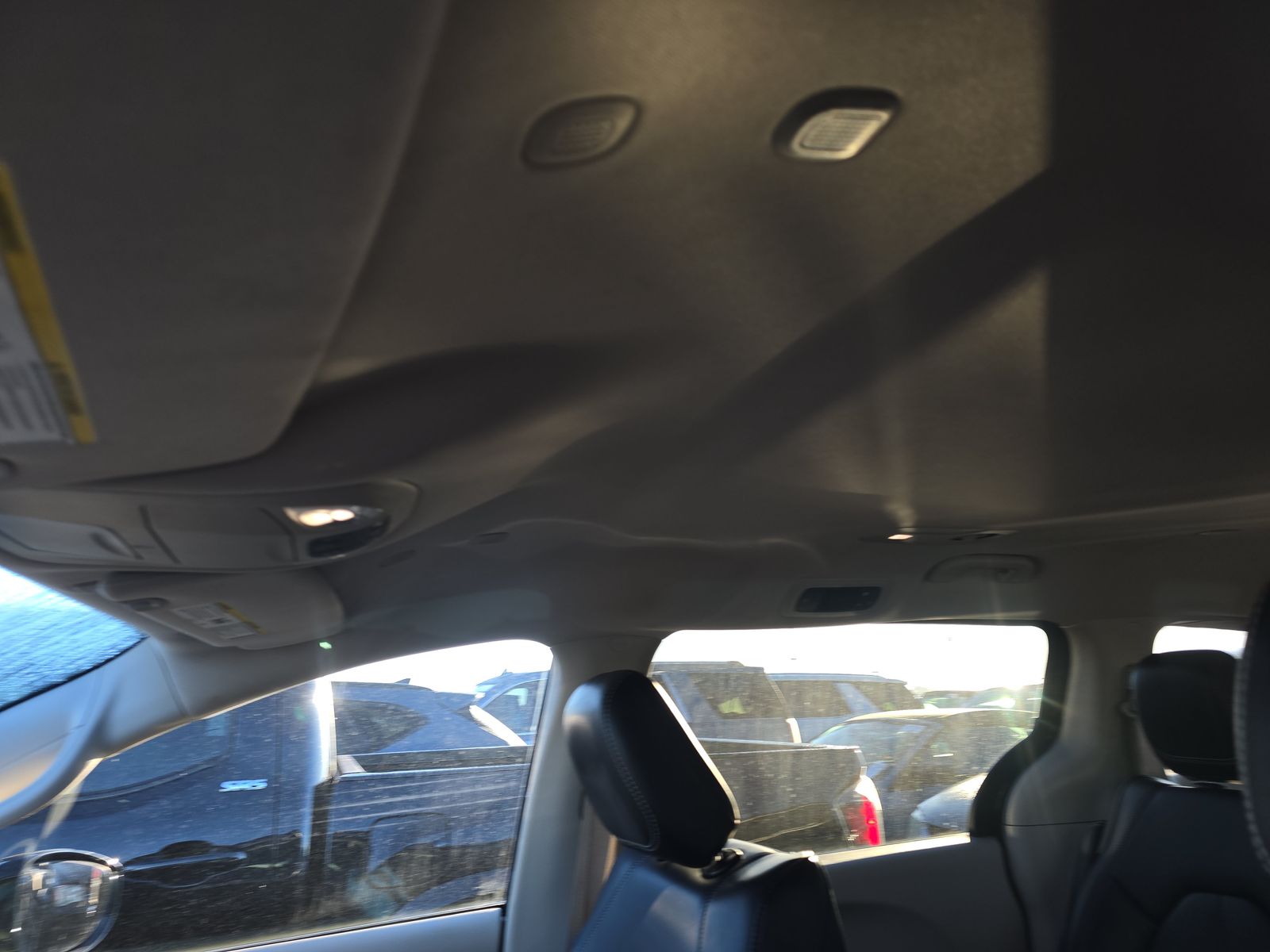 2024 Chrysler Pacifica Hybrid Select FWD