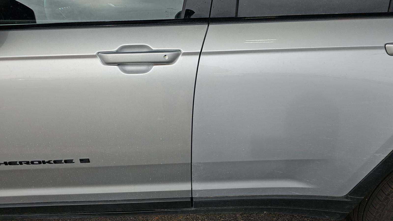 2024 Jeep Grand Cherokee Altitude AWD