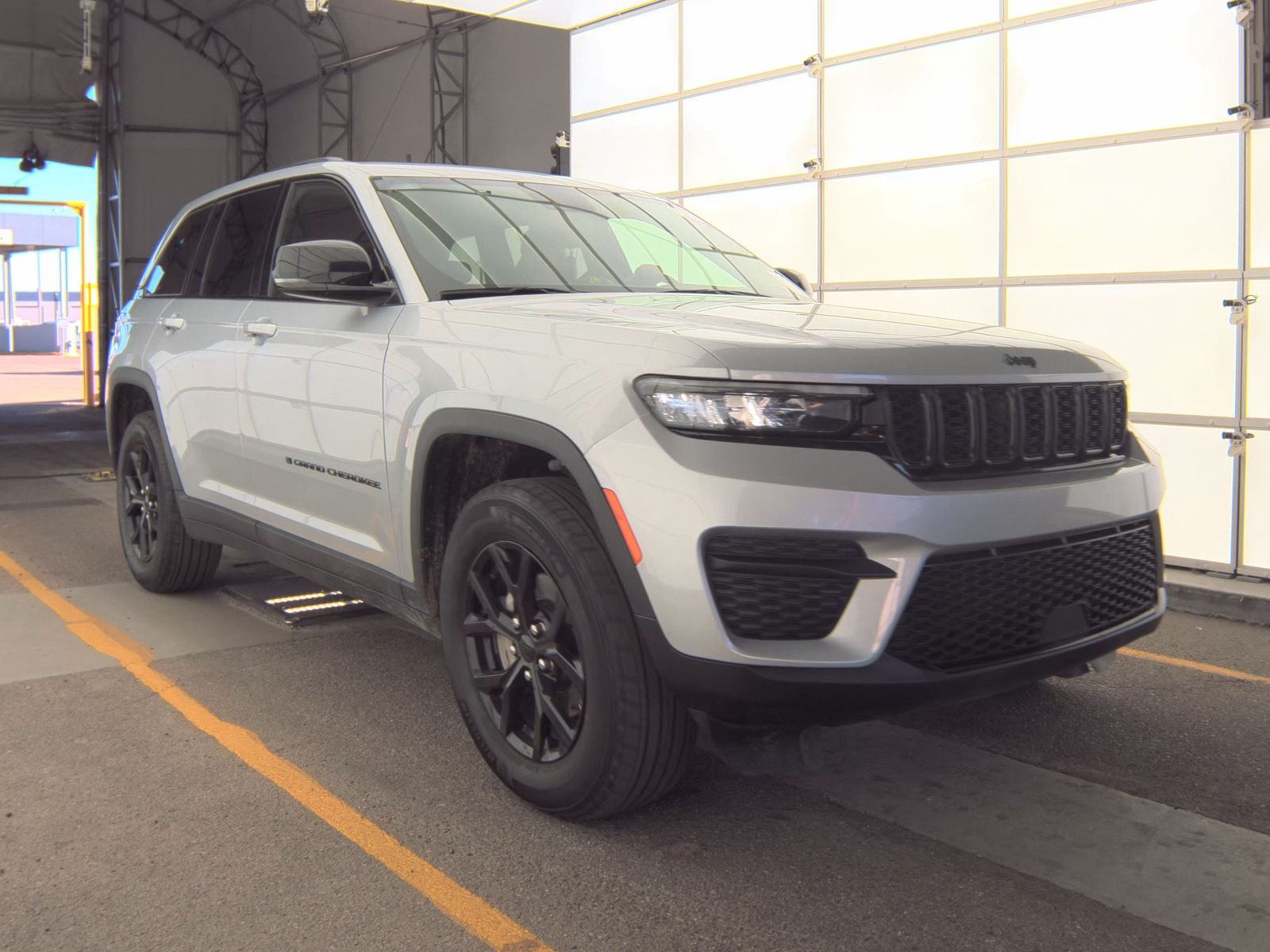 2024 Jeep Grand Cherokee Altitude AWD