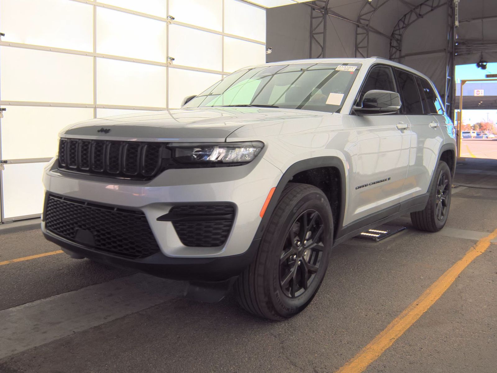 2024 Jeep Grand Cherokee Altitude AWD