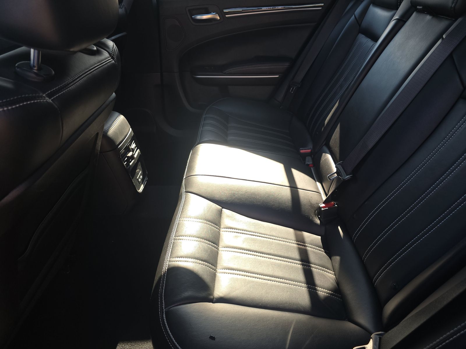 2023 Chrysler 300 300S RWD