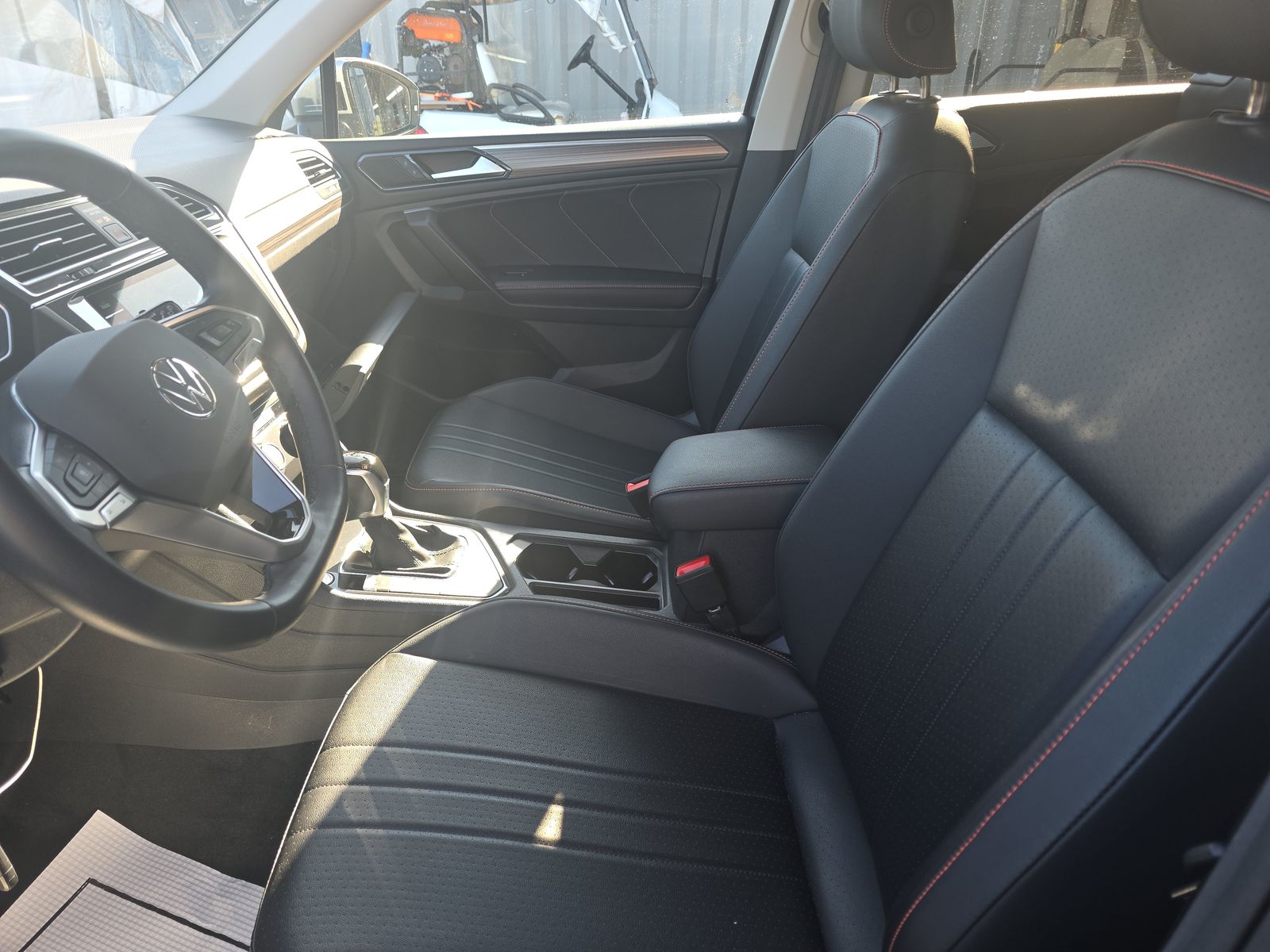 2024 Volkswagen Tiguan 2.0T SE FWD