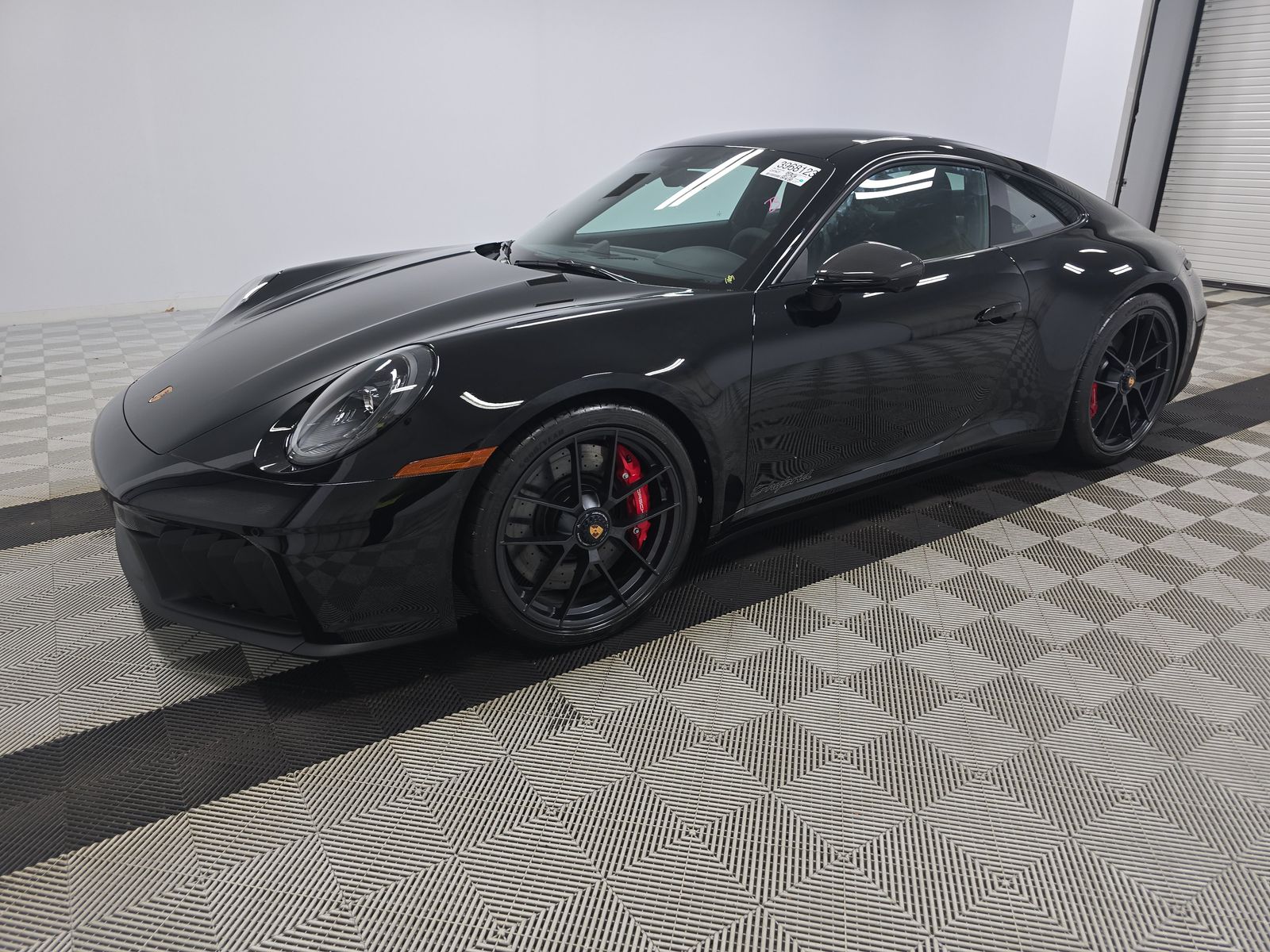 2025 Porsche 911 Carrera GTS RWD