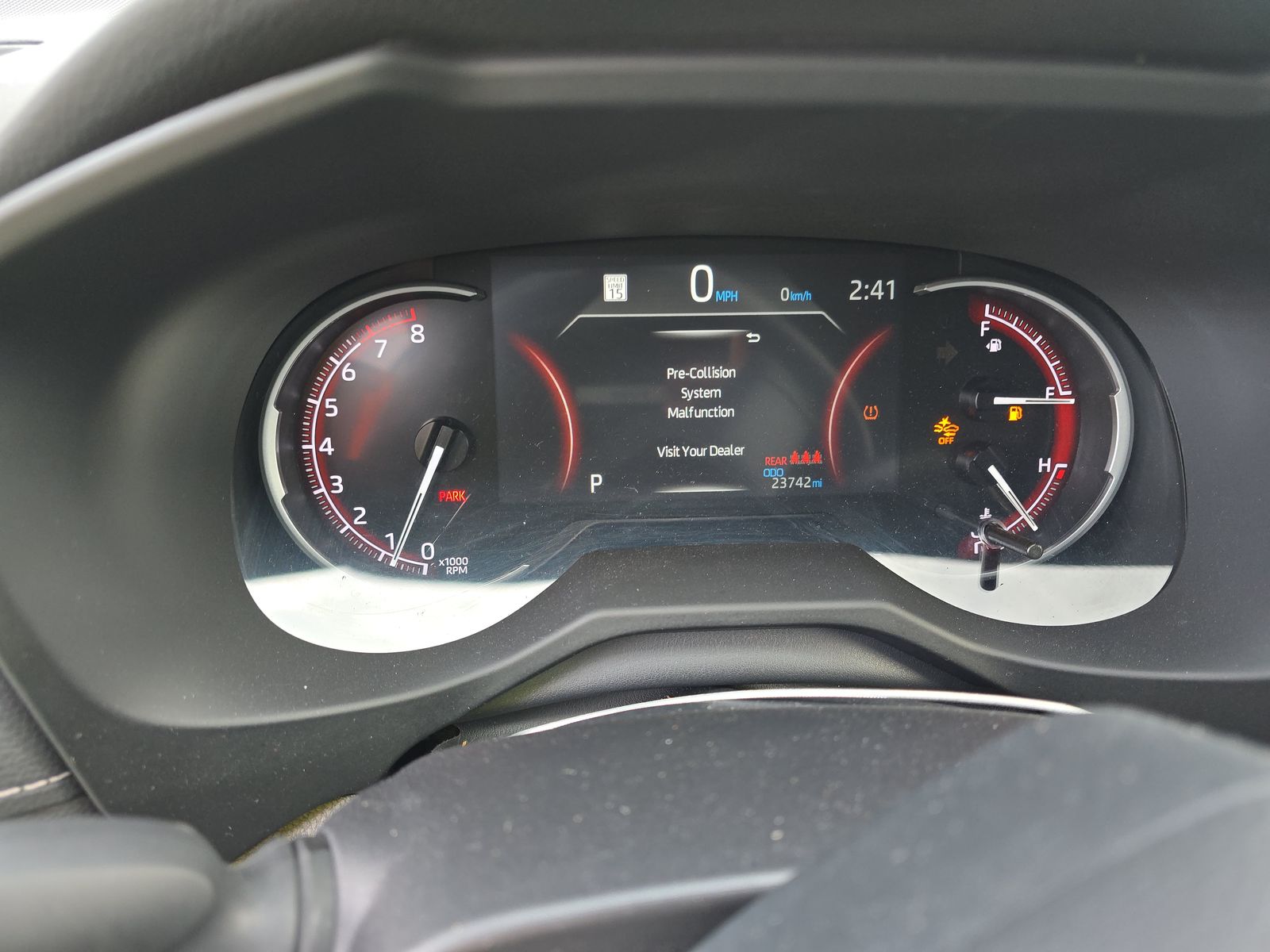 2025 Toyota RAV4 LE FWD