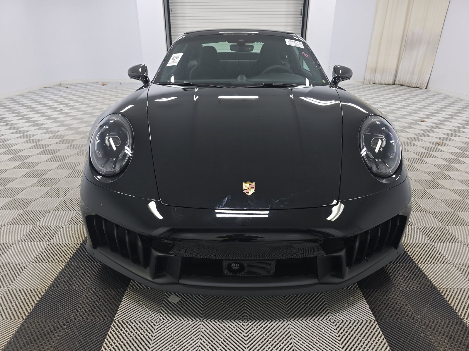 2025 Porsche 911 Carrera GTS RWD