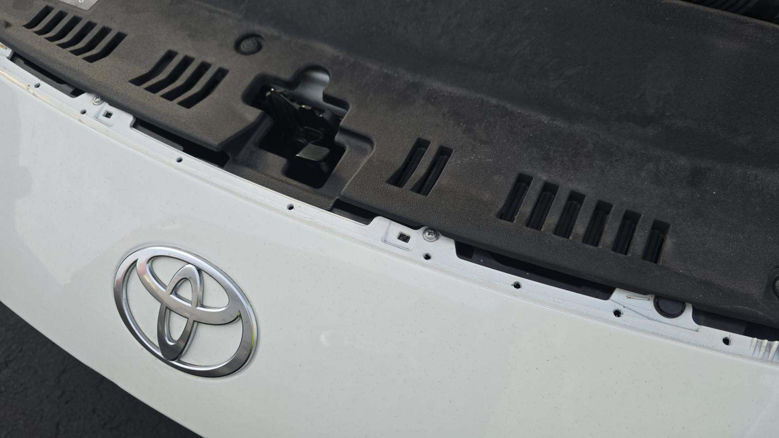 2025 Toyota Camry LE FWD