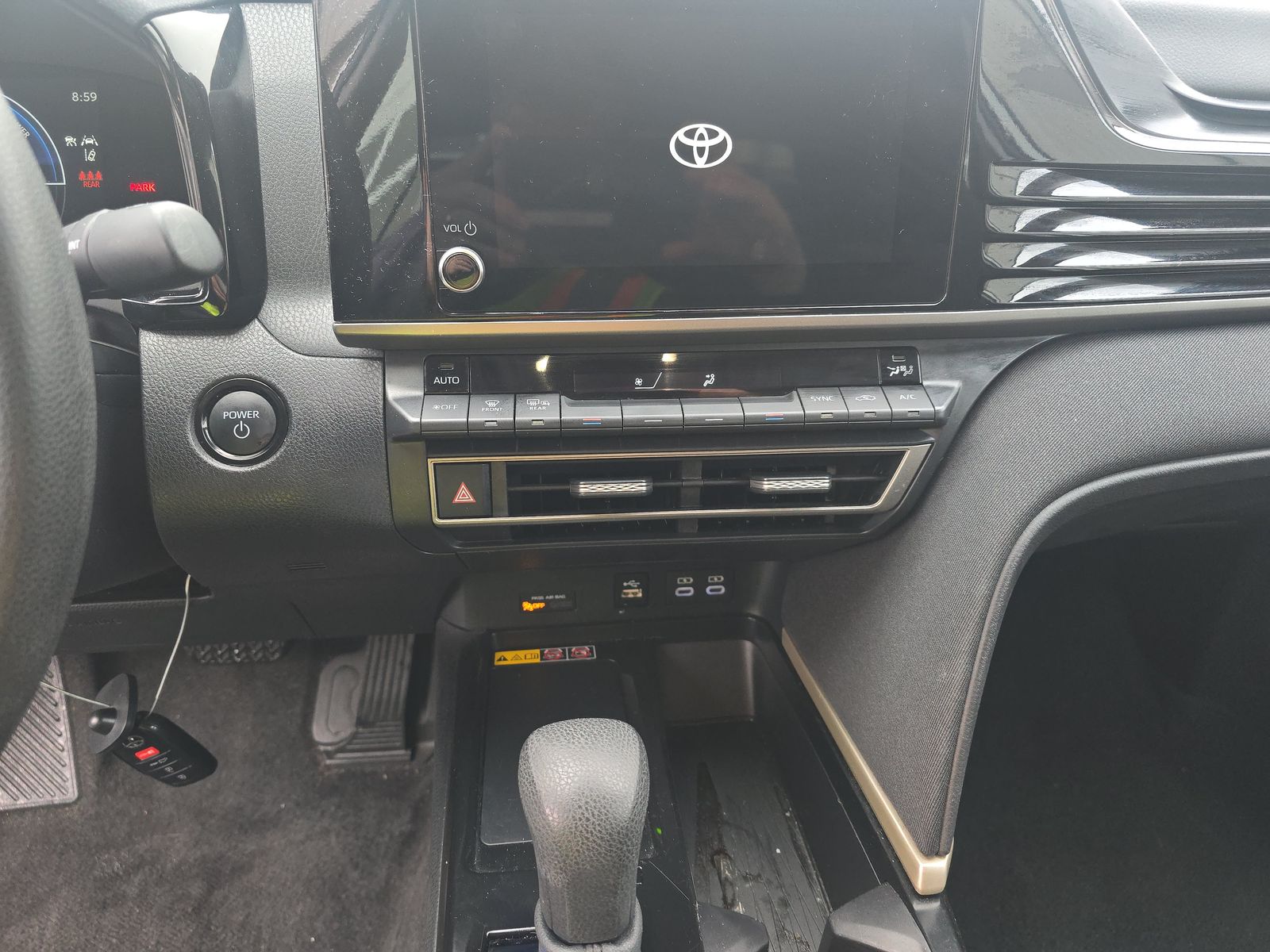 2025 Toyota Camry LE FWD