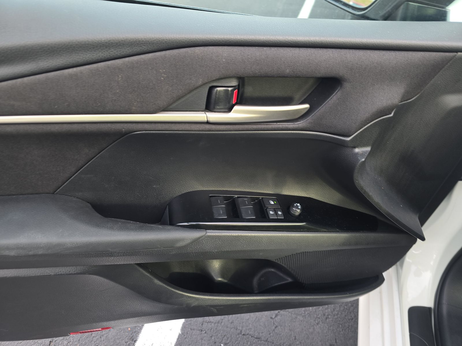 2025 Toyota Camry LE FWD