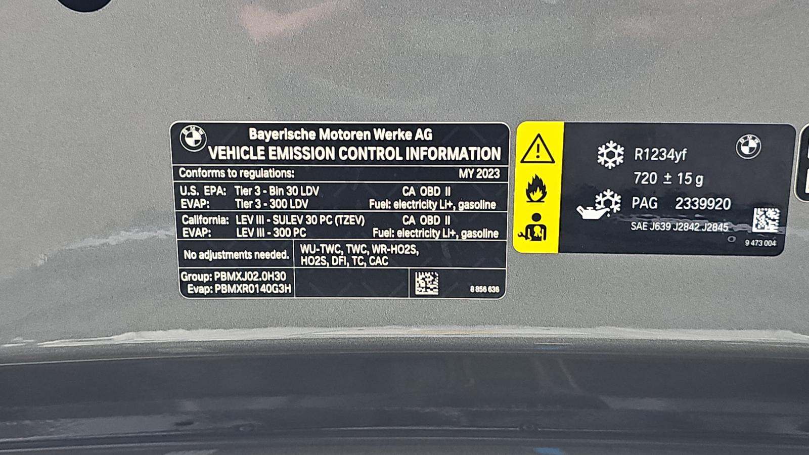 2023 BMW 3 Series 330e RWD