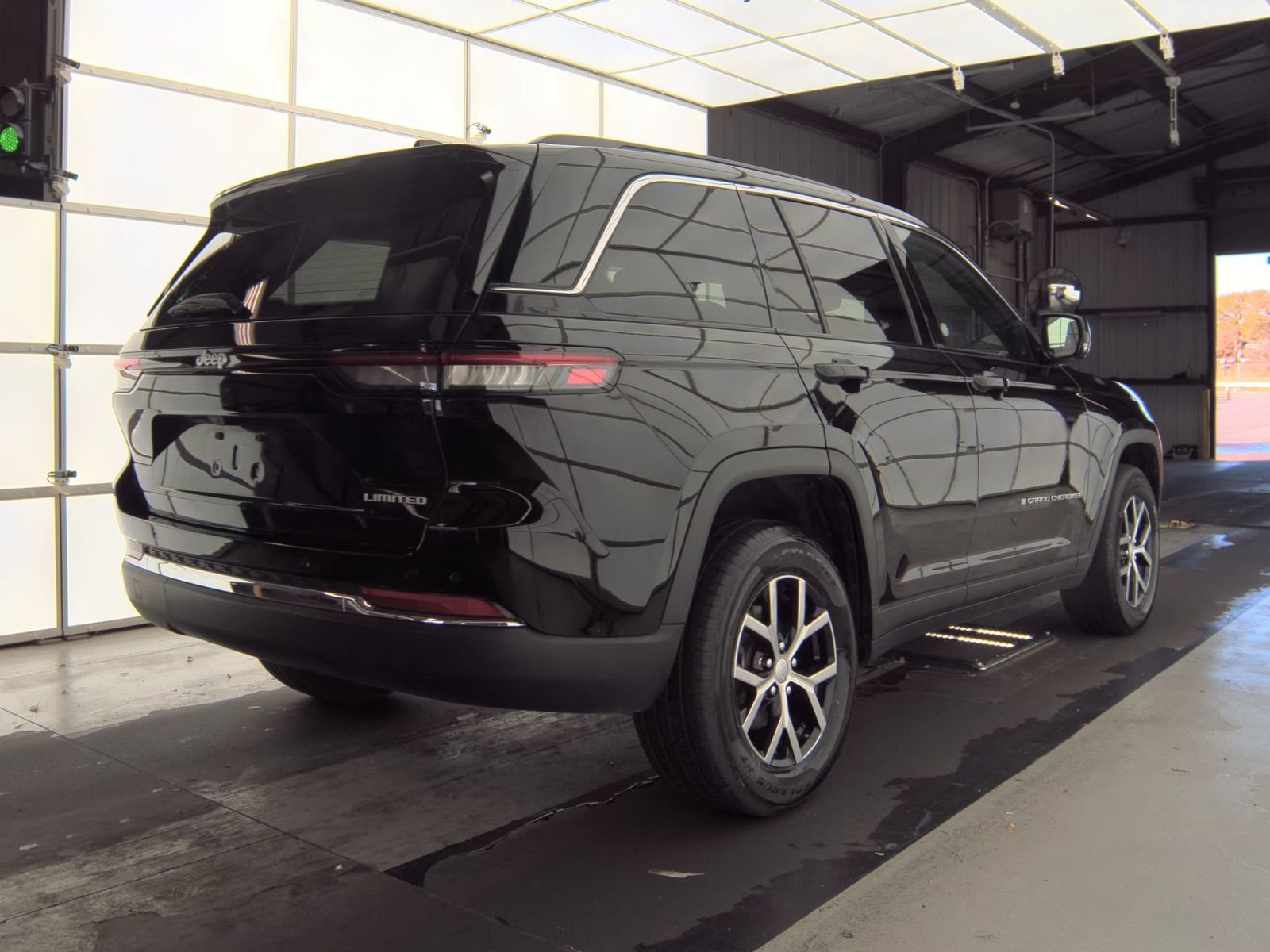 2024 Jeep Grand Cherokee Limited RWD