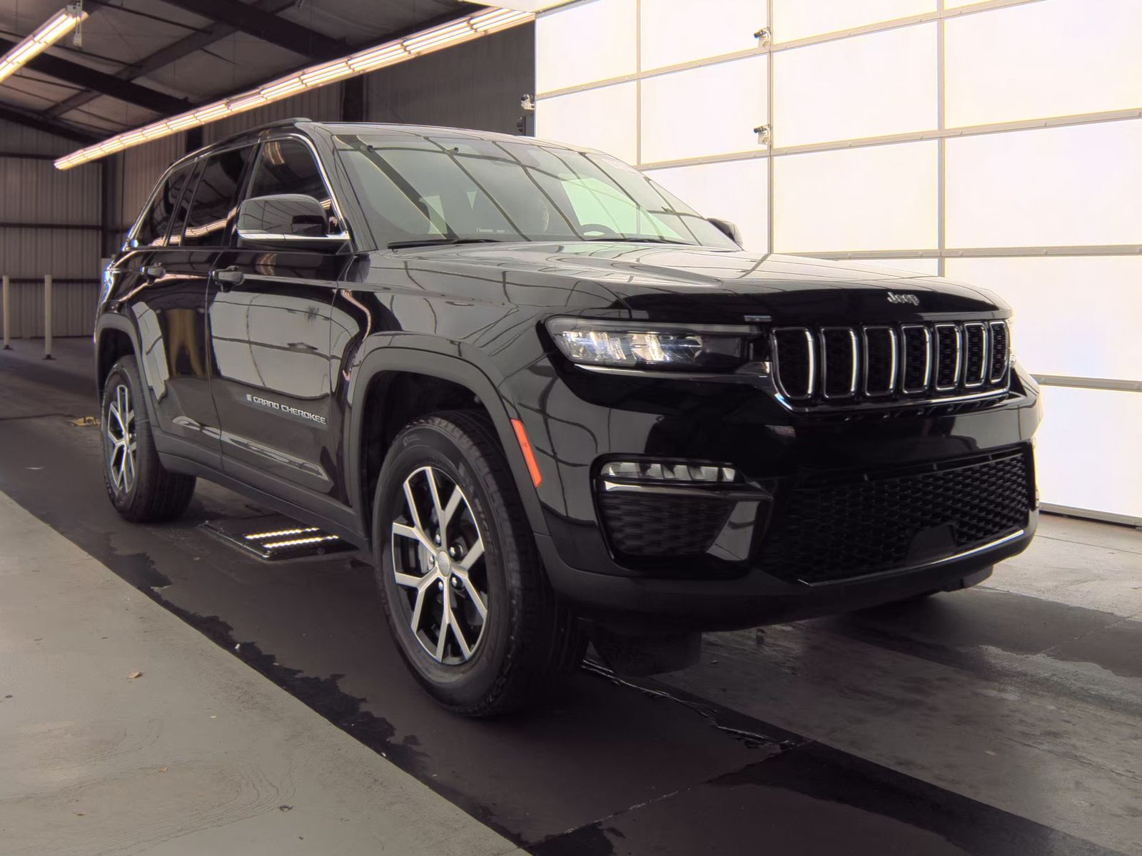 2024 Jeep Grand Cherokee Limited RWD