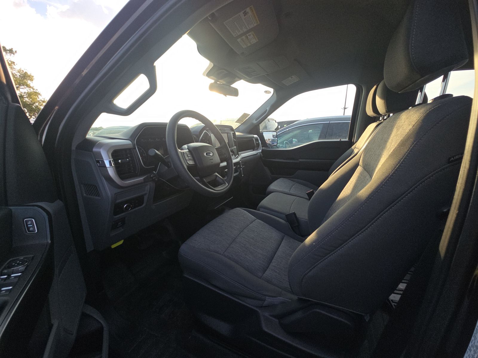 2023 Ford F-150 XL AWD