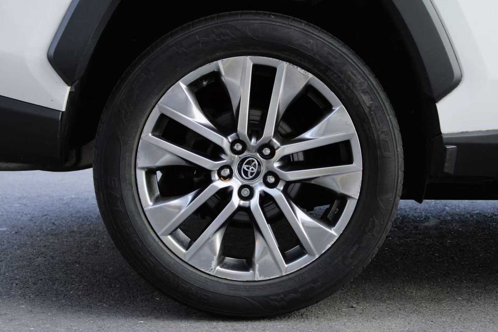 2020 Toyota RAV4 XLE Premium AWD