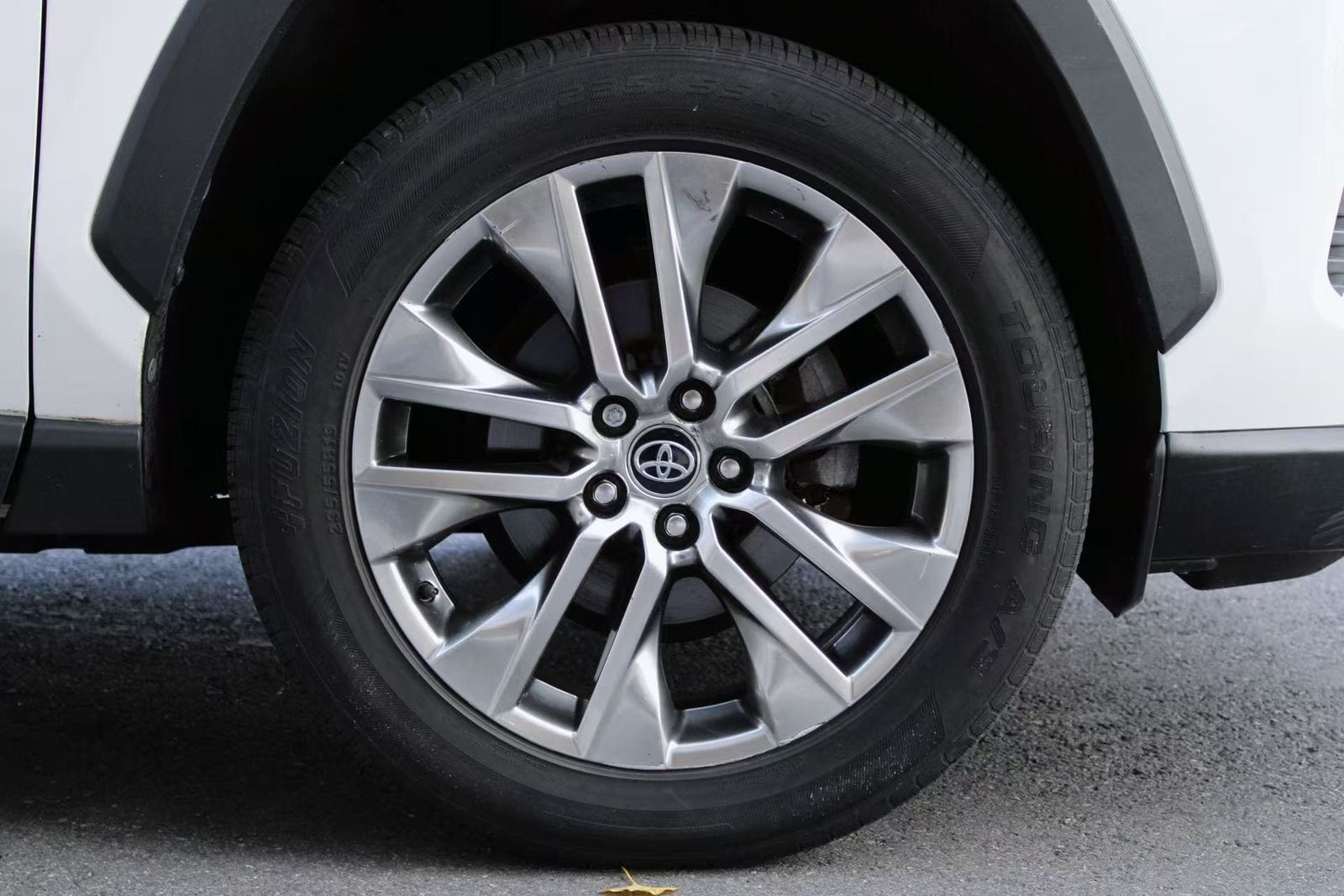 2020 Toyota RAV4 XLE Premium AWD