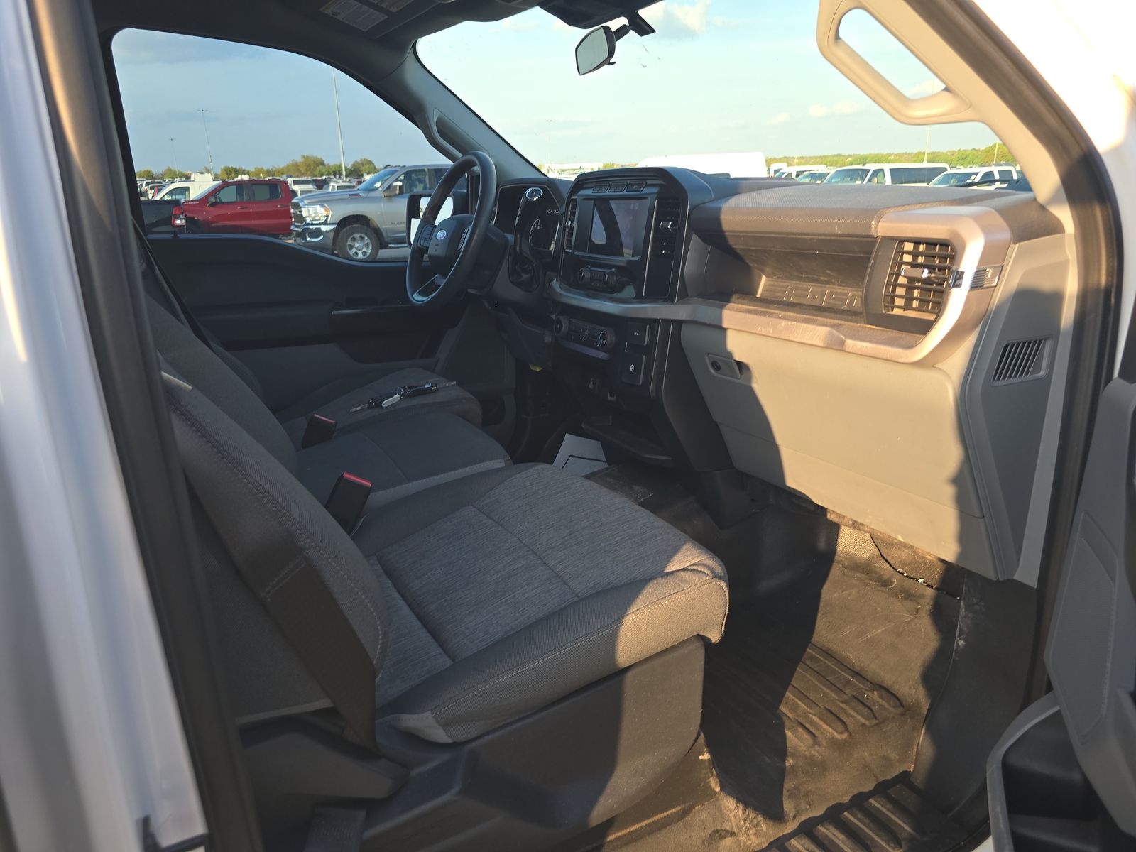 2022 Ford F-150 XL AWD