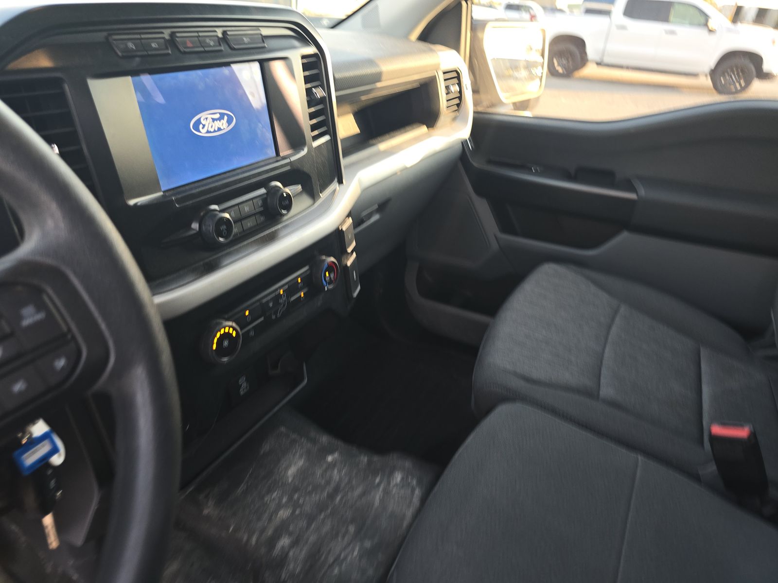 2022 Ford F-150 XL AWD