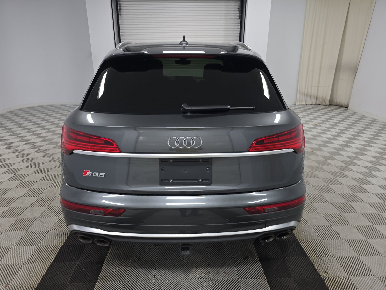 2022 Audi SQ5 Prestige AWD