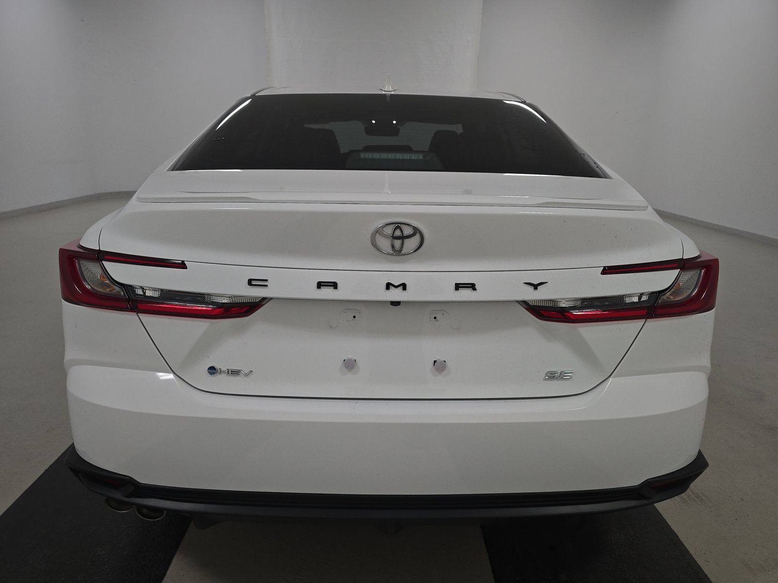 2025 Toyota Camry SE FWD