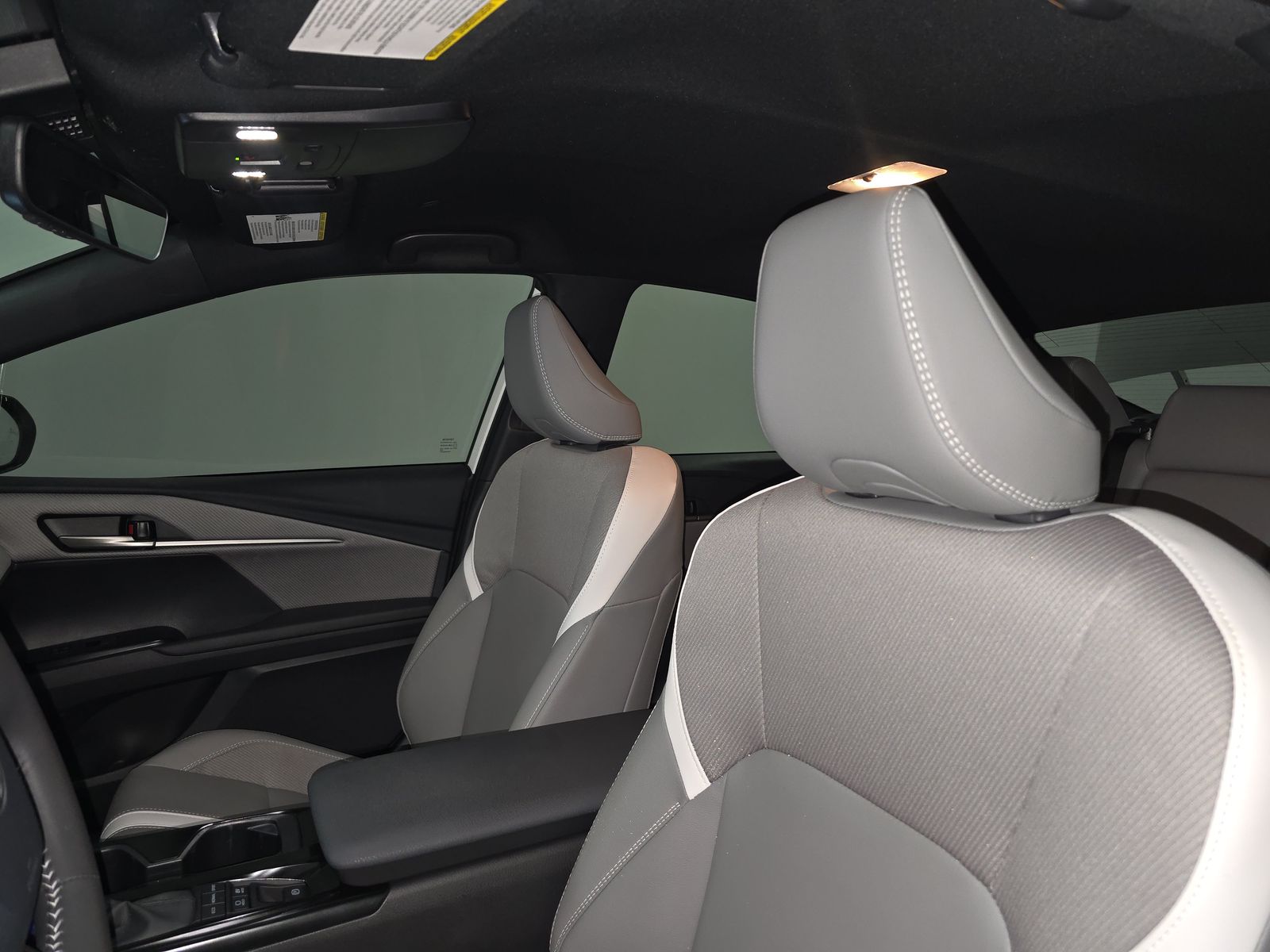 2025 Toyota Camry SE FWD