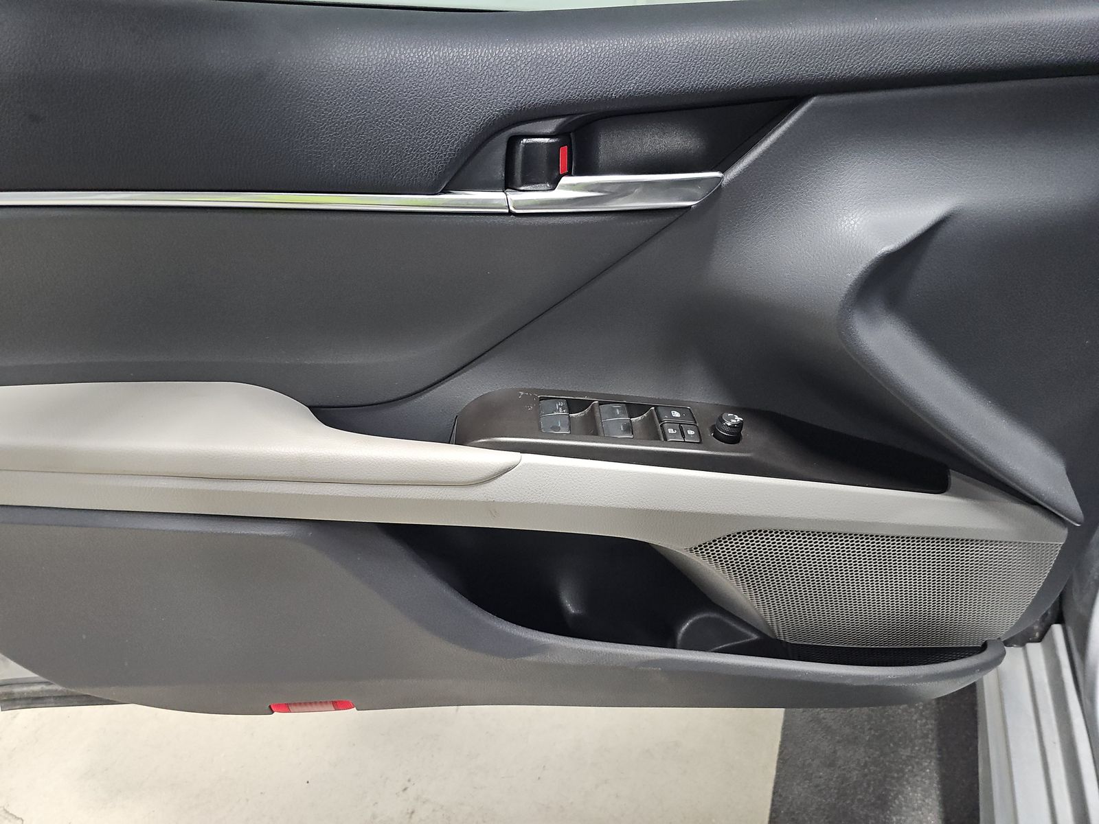 2024 Toyota Camry SE FWD