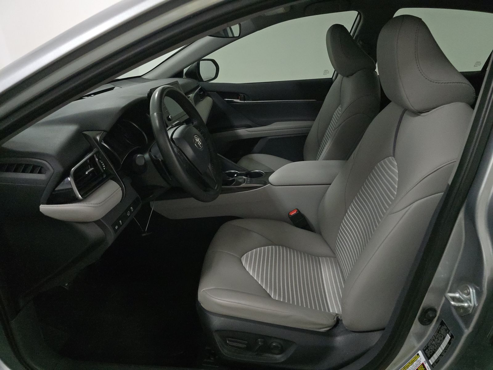 2024 Toyota Camry SE FWD