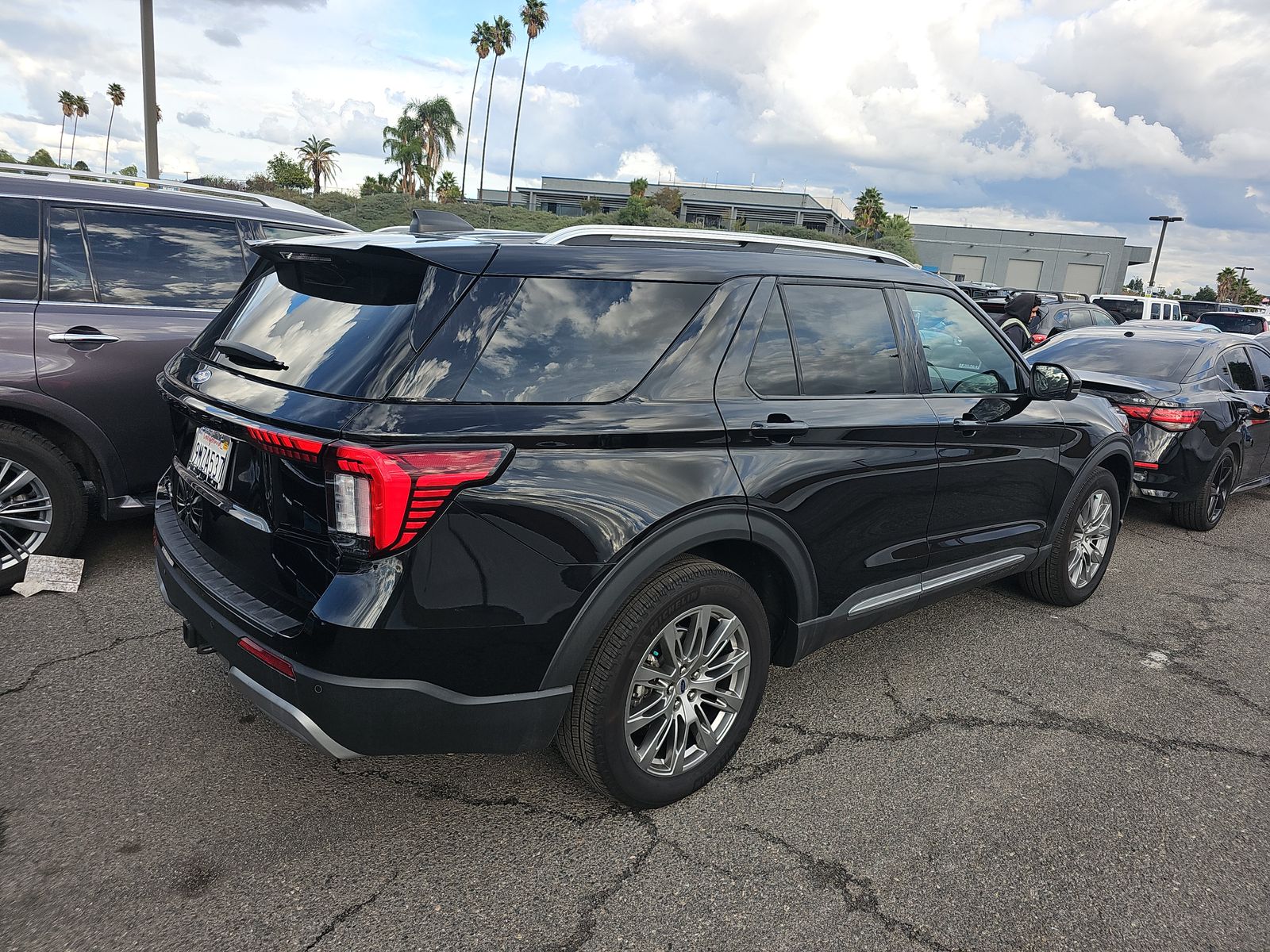 2025 Ford Explorer Platinum FWD