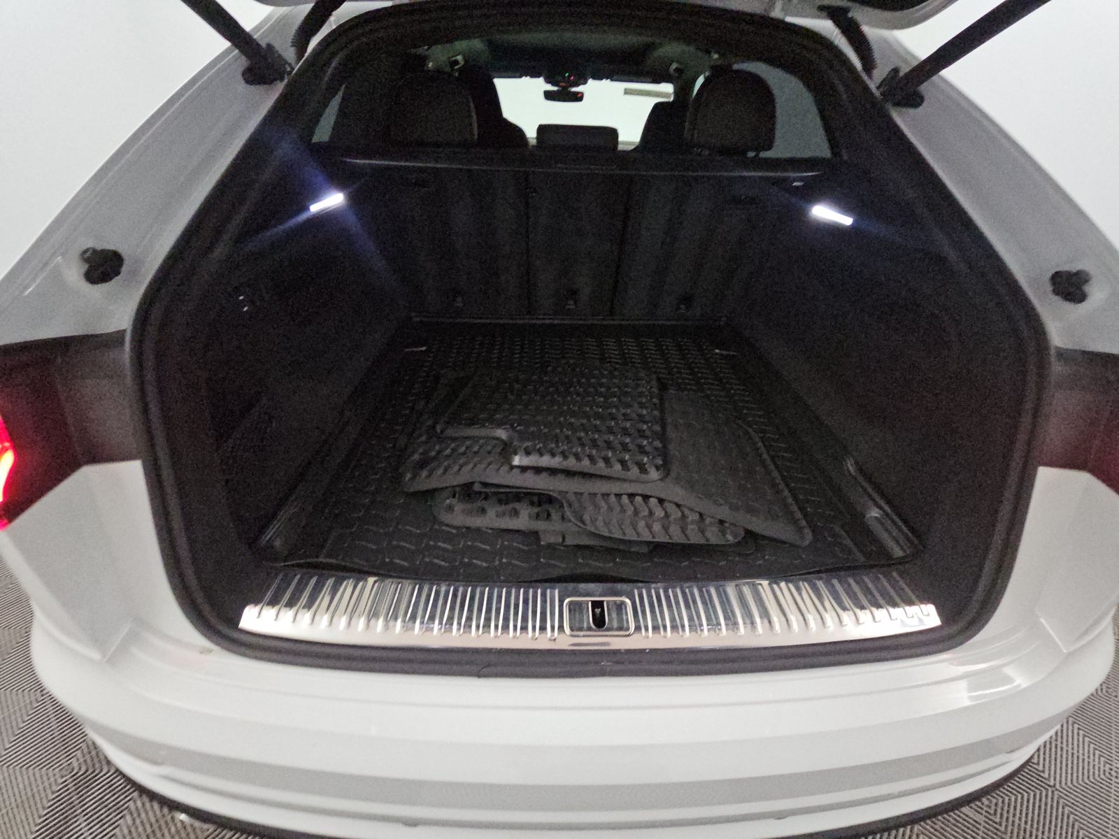 2023 Audi SQ8 Prestige AWD