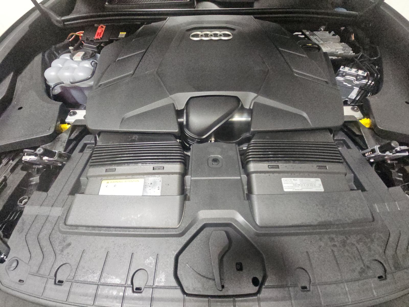 2024 Audi Q8 Prestige AWD