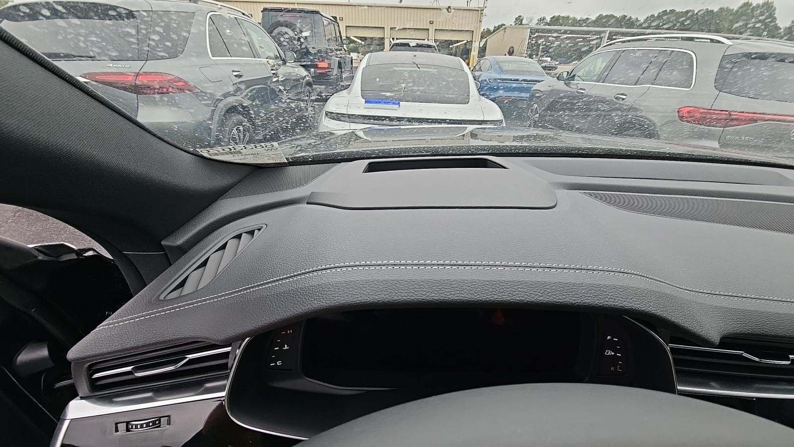 2024 Audi Q8 Prestige AWD